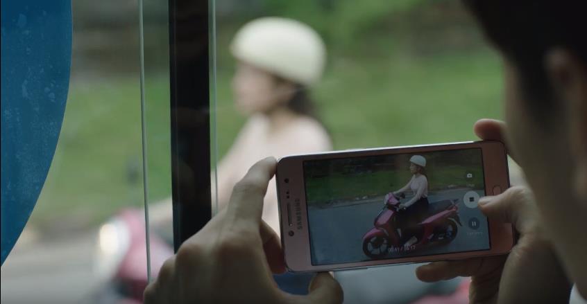 Isaac và Chi Pu hẹn hò trong MV mới đậm chất ngôn tình - Ảnh 5. Isaac và Chi Pu hẹn hò trong MV mới đậm chất ngôn tình - Ảnh 5.