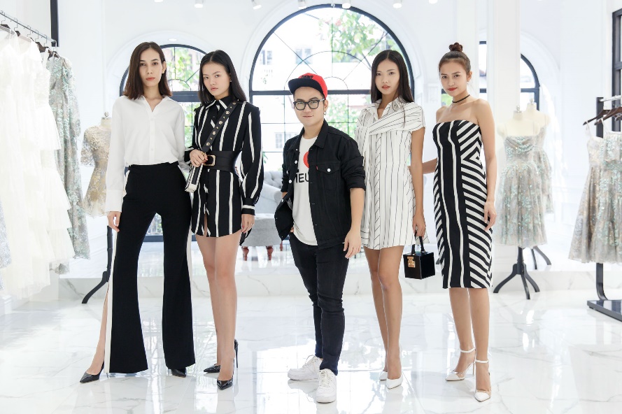 Phạm Hương, Minh Tú, Mâu Thủy đối đầu kịch liệt trong show thời trang có 1-0-2 - Ảnh 3. Phạm Hương, Minh Tú, Mâu Thủy đối đầu kịch liệt trong show thời trang có 1-0-2 - Ảnh 3.