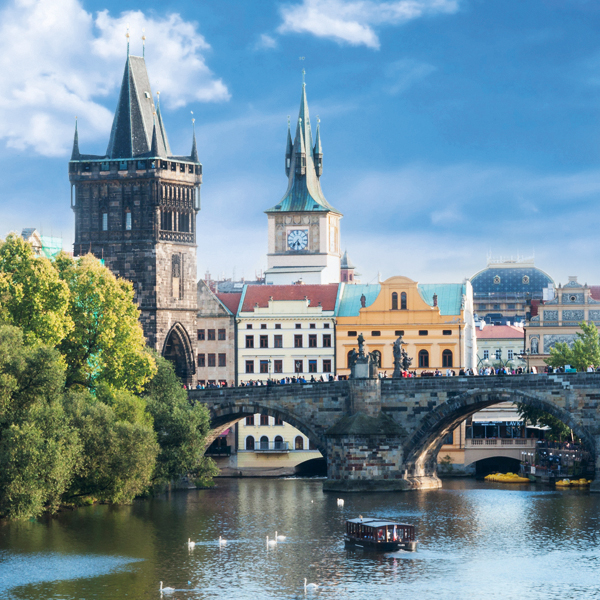 Prague, thành phố cổ kính và duyên dáng miền Đông Âu.