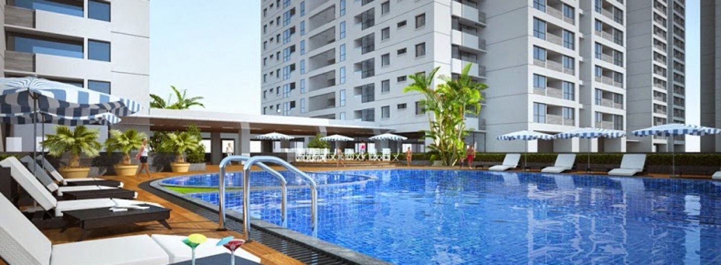 Bể bơi ngoài trời tại tầng 5 toà HH01.