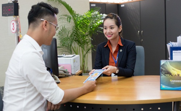 “Hè rộn ràng - Ngàn niềm vui” với Sacombank