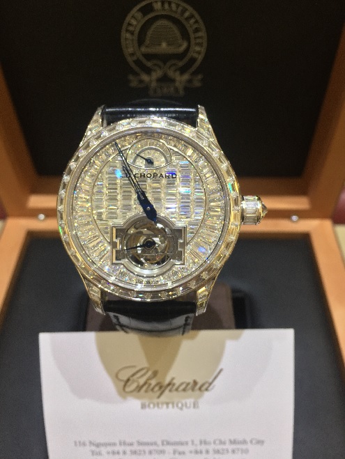 i gia Vi t s h u ng h Chopard xa x c n o