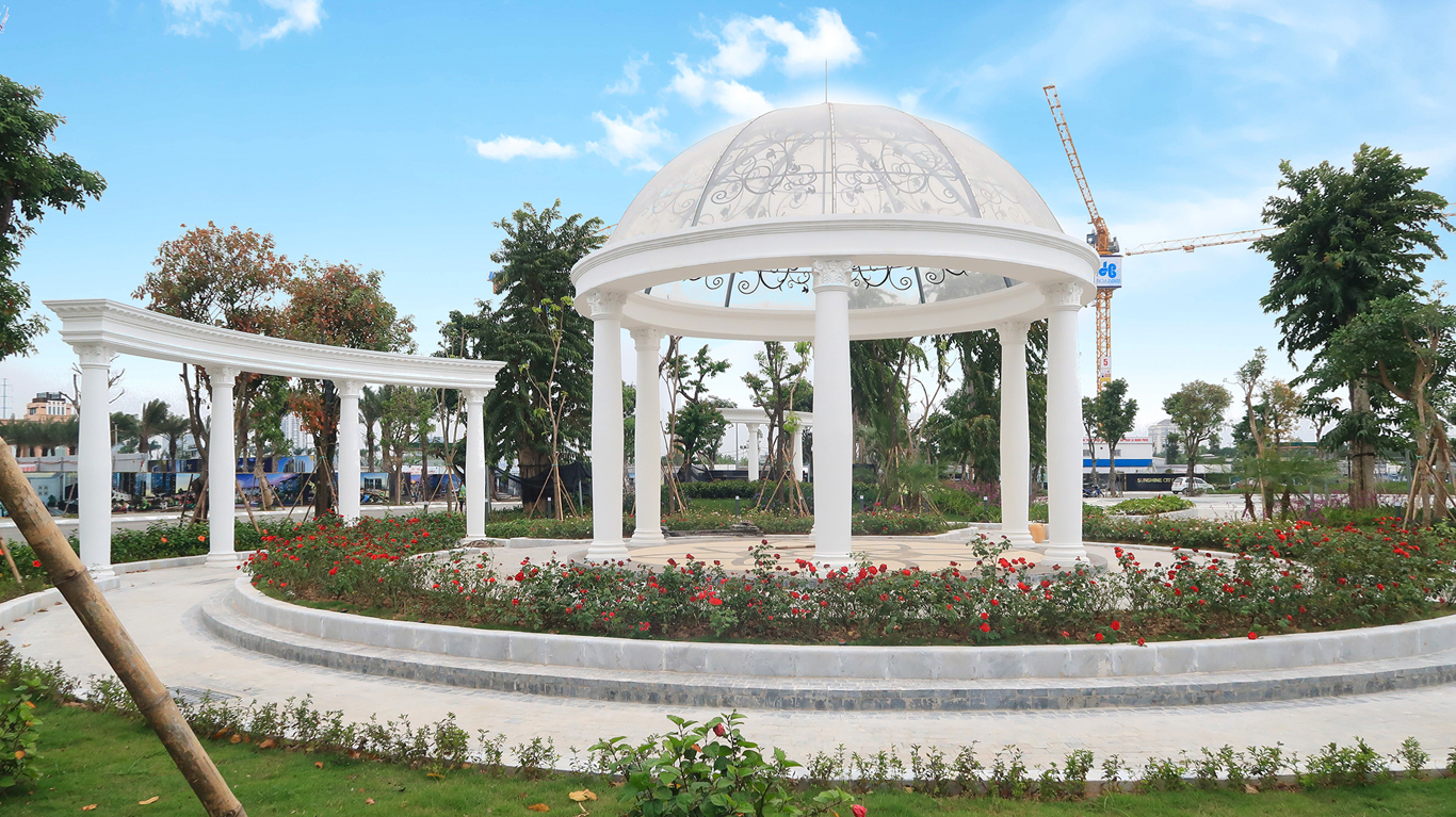 Khu cảnh quan rộng rãi, thơ mộng mang đậm nét kiến trúc châu Âu thuần khiết của Sunshine City.