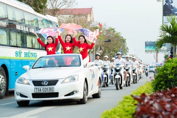 FLC Quảng Bình khởi động năm 2019 tại “sân nhà” với roadshow hoành tráng - Ảnh 1.