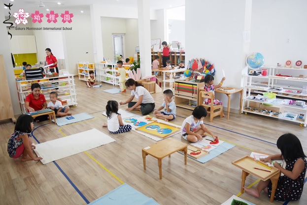 Phương pháp giáo dục Montessori – Còn phù hợp với xã hội ngày nay? - Ảnh 1.