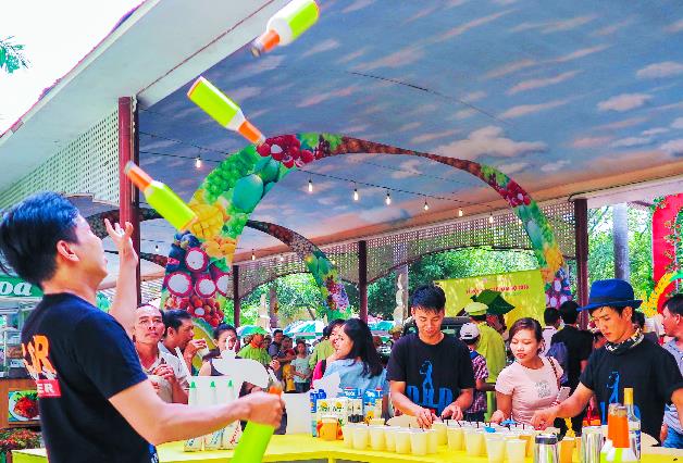 Suối Tiên chào hè rực rỡ với lễ hội trái cây Nam Bộ 2018 - Ảnh 8.