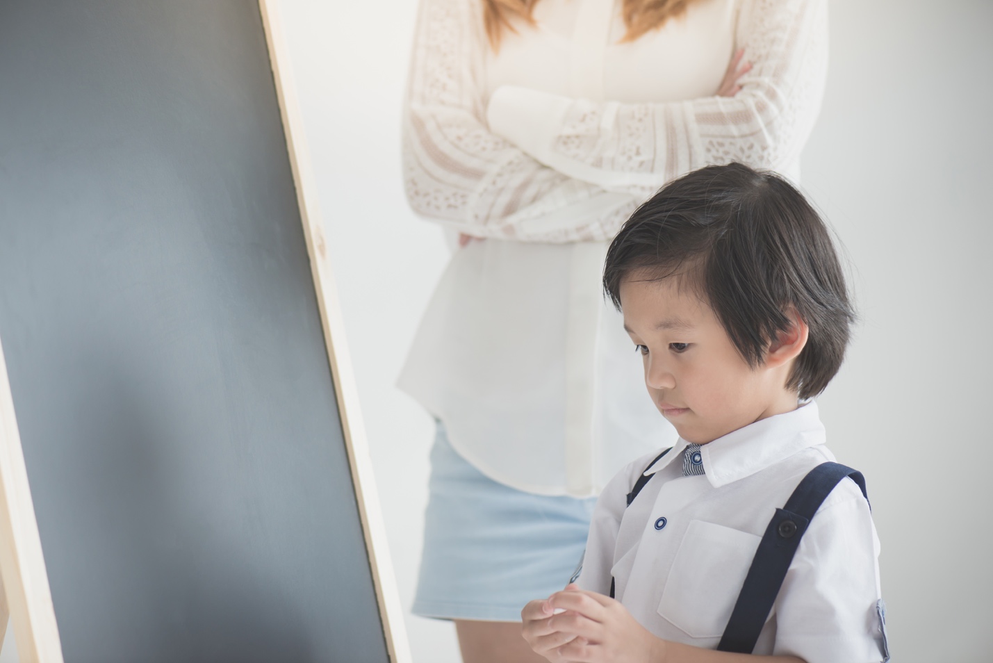 Cha mẹ thông thái thấu hiểu con mình chứ không áp đặt - Ảnh 1. Cha mẹ thông thái thấu hiểu con mình chứ không áp đặt - Ảnh 1.