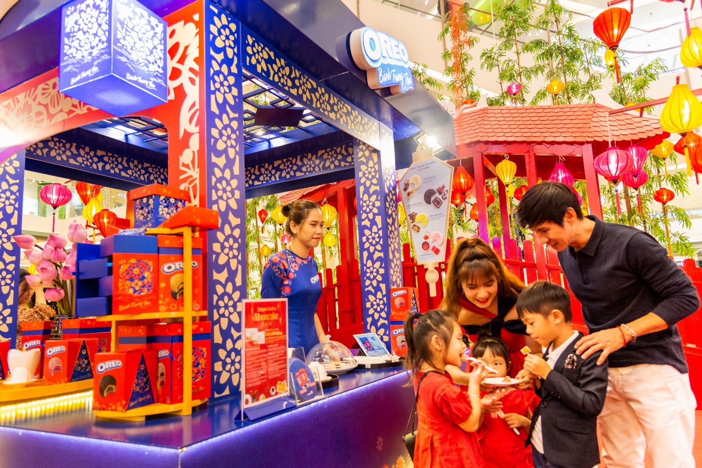 Món bánh Trung Thu độc đáo được cả gia đình Lý Hải - Minh Hà yêu thích - Ảnh 1. Món bánh Trung Thu độc đáo được cả gia đình Lý Hải - Minh Hà yêu thích - Ảnh 1.
