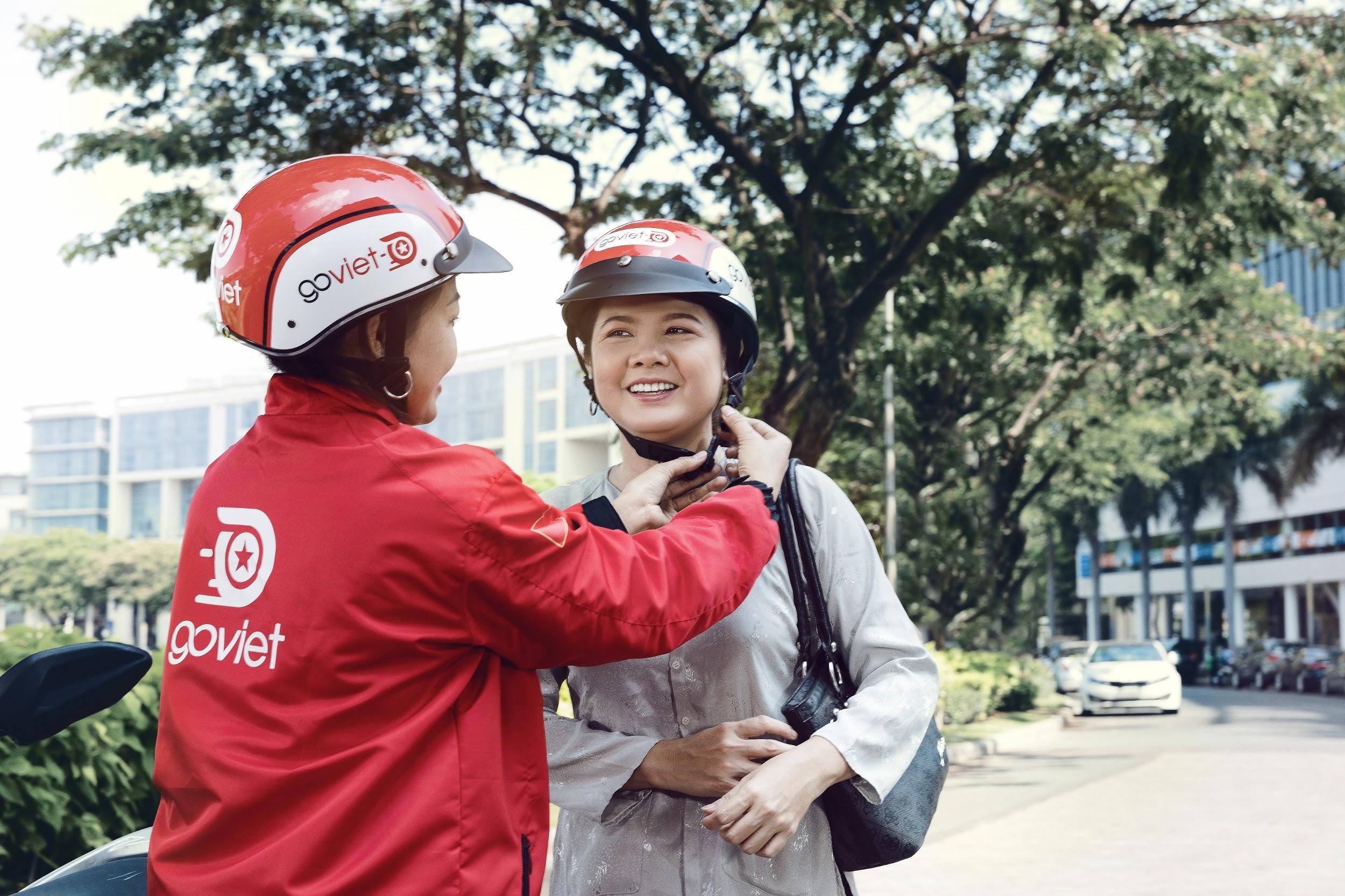 GO-VIET - Câu chuyện về tài xế công nghệ văn minh - Ảnh 1. GO-VIET - Câu chuyện về tài xế công nghệ văn minh - Ảnh 1.