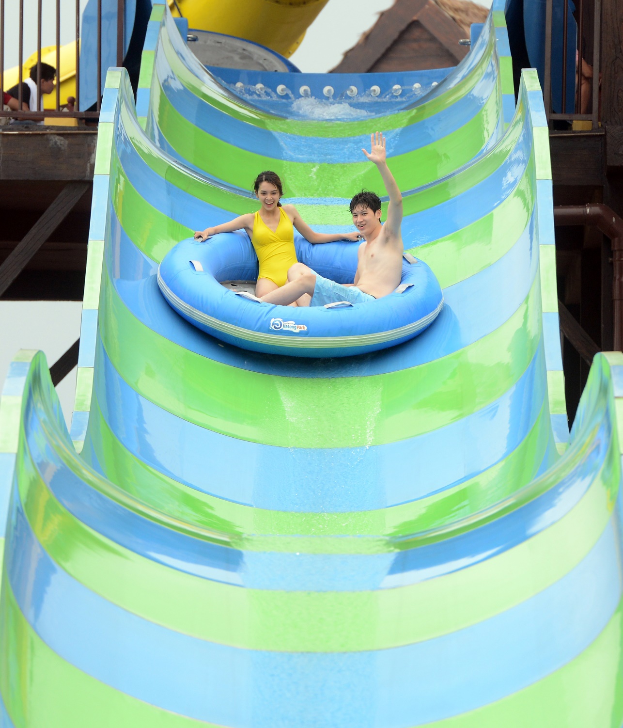 Phát sốt với hai công viên giải trí lớn nhất Đông Nam Á tại Hạ Long - Ảnh 5. Phát sốt với hai công viên giải trí lớn nhất Đông Nam Á tại Hạ Long - Ảnh 5.