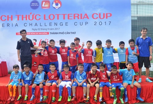 Lotteria Cup khu vực Cần Thơ: Sân chơi bóng đá bổ ích cho trẻ em - Ảnh 1.