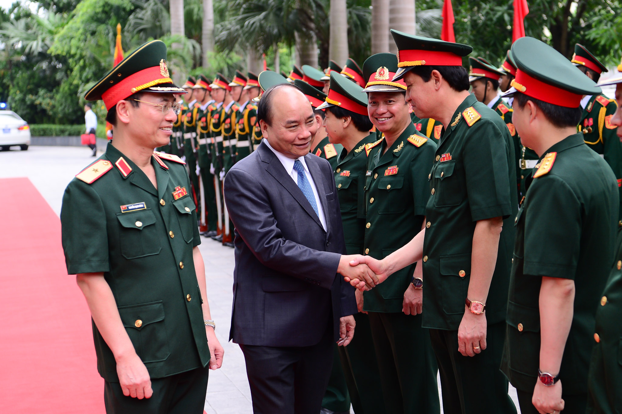 Thủ tướng: Đất nước cần nhiều Viettel hơn nữa! - Ảnh 1. Thủ tướng: Đất nước cần nhiều Viettel hơn nữa! - Ảnh 1.