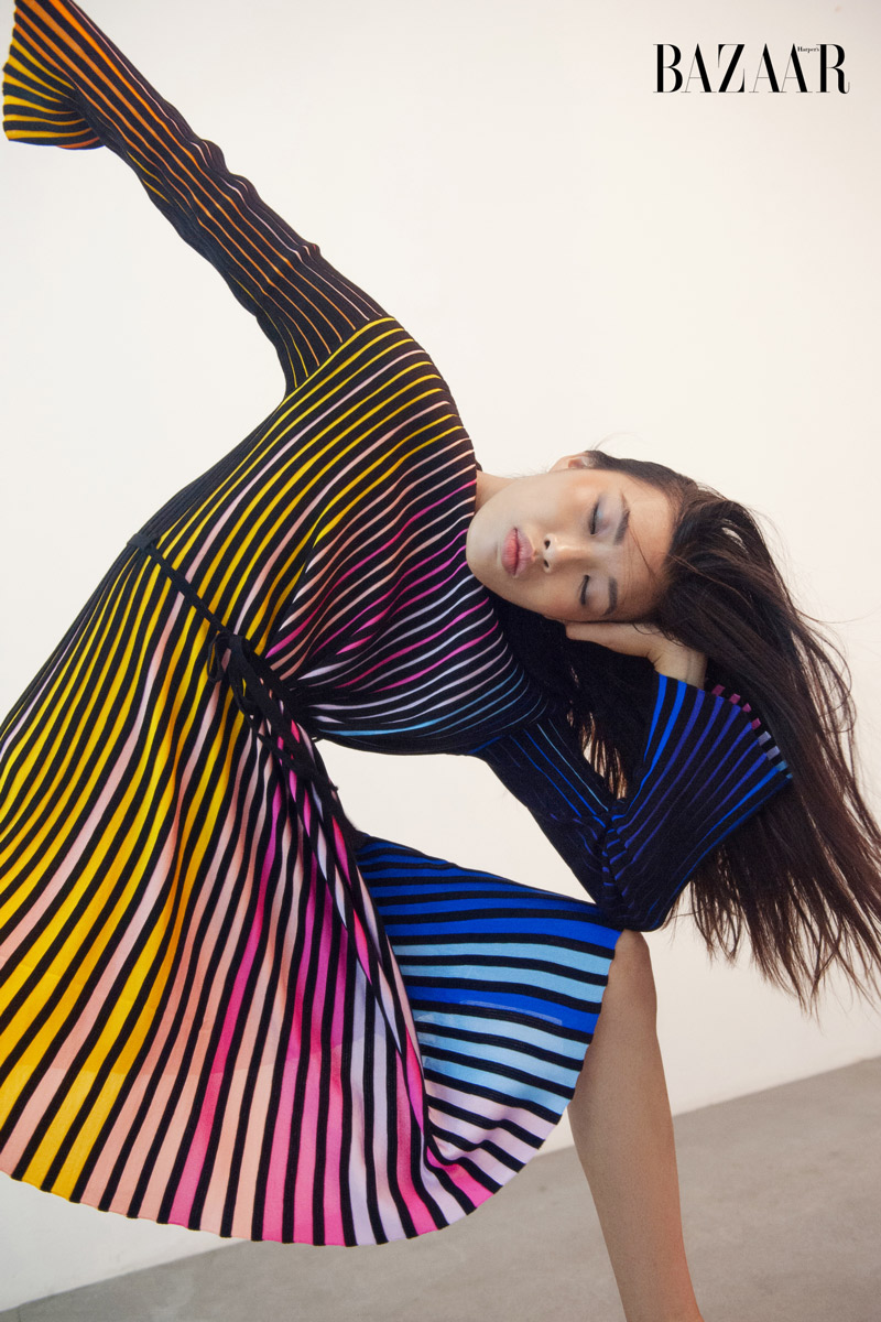 Bay bổng với BST thu đông đầy màu sắc từ thương hiệu Kenzo - Ảnh 3. Bay bổng với BST thu đông đầy màu sắc từ thương hiệu Kenzo - Ảnh 3.