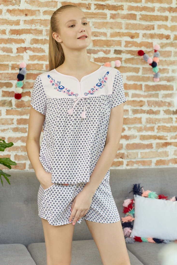 VINCY gợi ý xu hướng thời trang mặc nhà mùa Thu - Đông - Ảnh 4. VINCY gợi ý xu hướng thời trang mặc nhà mùa Thu - Đông - Ảnh 4.