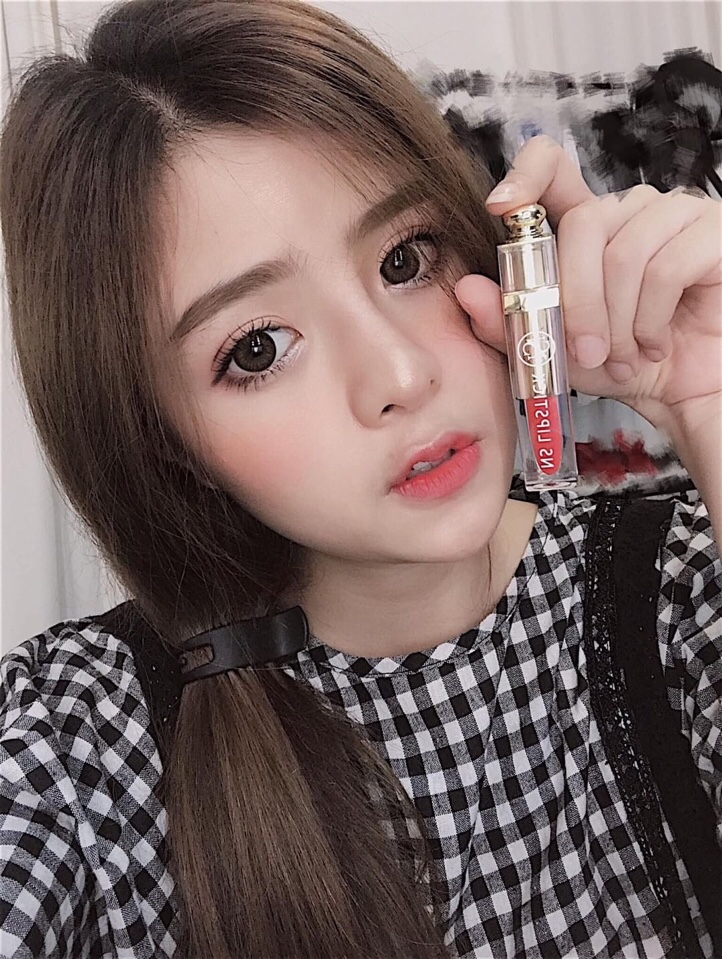 Điểm danh những màu son NS Lipstick đang làm phái đẹp mê mẩn - Ảnh 8. Điểm danh những màu son NS Lipstick đang làm phái đẹp mê mẩn - Ảnh 8.