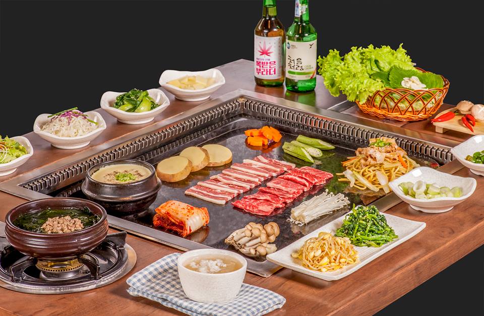 Trung thu này, đừng quên lời hứa đoàn viên với cha mẹ - Ảnh 3. Trung thu này, đừng quên lời hứa đoàn viên với cha mẹ - Ảnh 3.