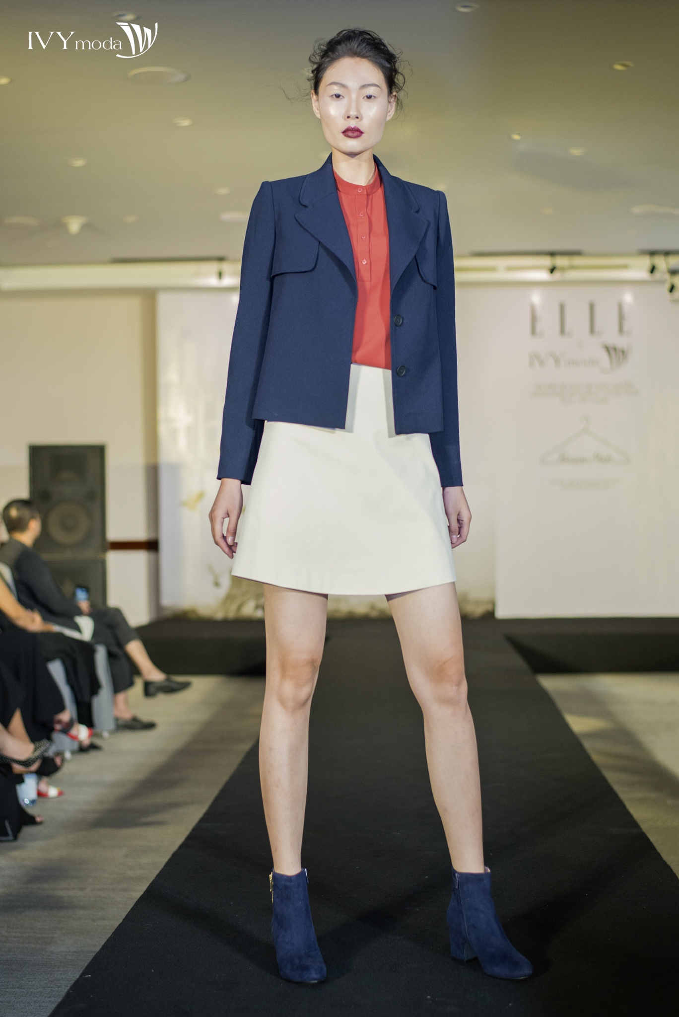 Nào chỉ có trên thế giới, trào lưu collab giờ đây đã tới với làng mốt Việt - Ảnh 10. Nào chỉ có trên thế giới, trào lưu collab giờ đây đã tới với làng mốt Việt - Ảnh 10.