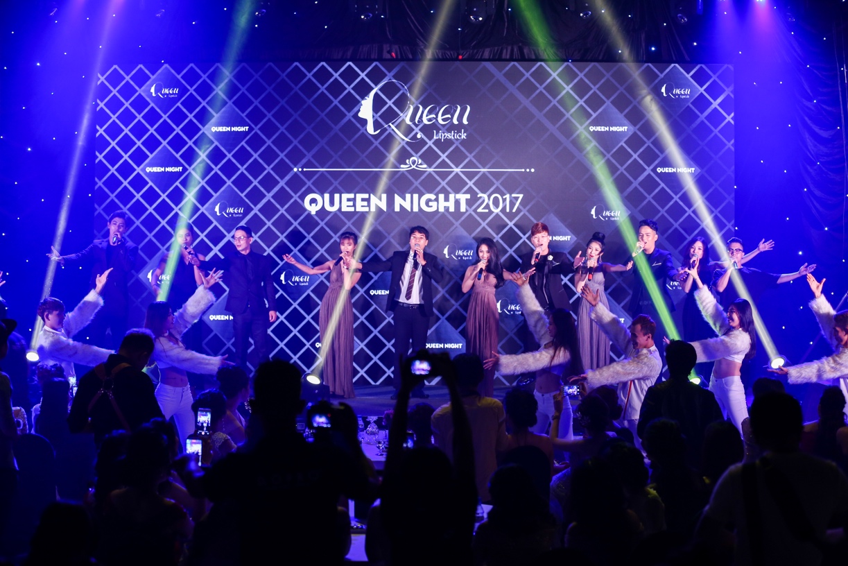 Hồ Ngọc Hà cháy hết mình trong đêm tiệc “Queen Night 2017” của D.O PRO GROUP - Ảnh 8. Hồ Ngọc Hà cháy hết mình trong đêm tiệc “Queen Night 2017” của D.O PRO GROUP - Ảnh 8.