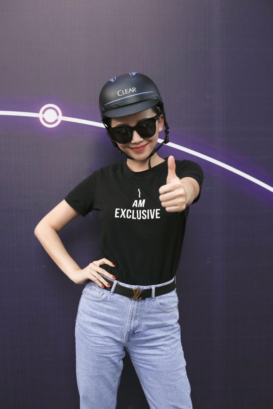 Tóc Tiên “quẩy” cực nhiệt trong ngày hội Chào đón tân sinh viên - Ảnh 1. Tóc Tiên “quẩy” cực nhiệt trong ngày hội Chào đón tân sinh viên - Ảnh 1.