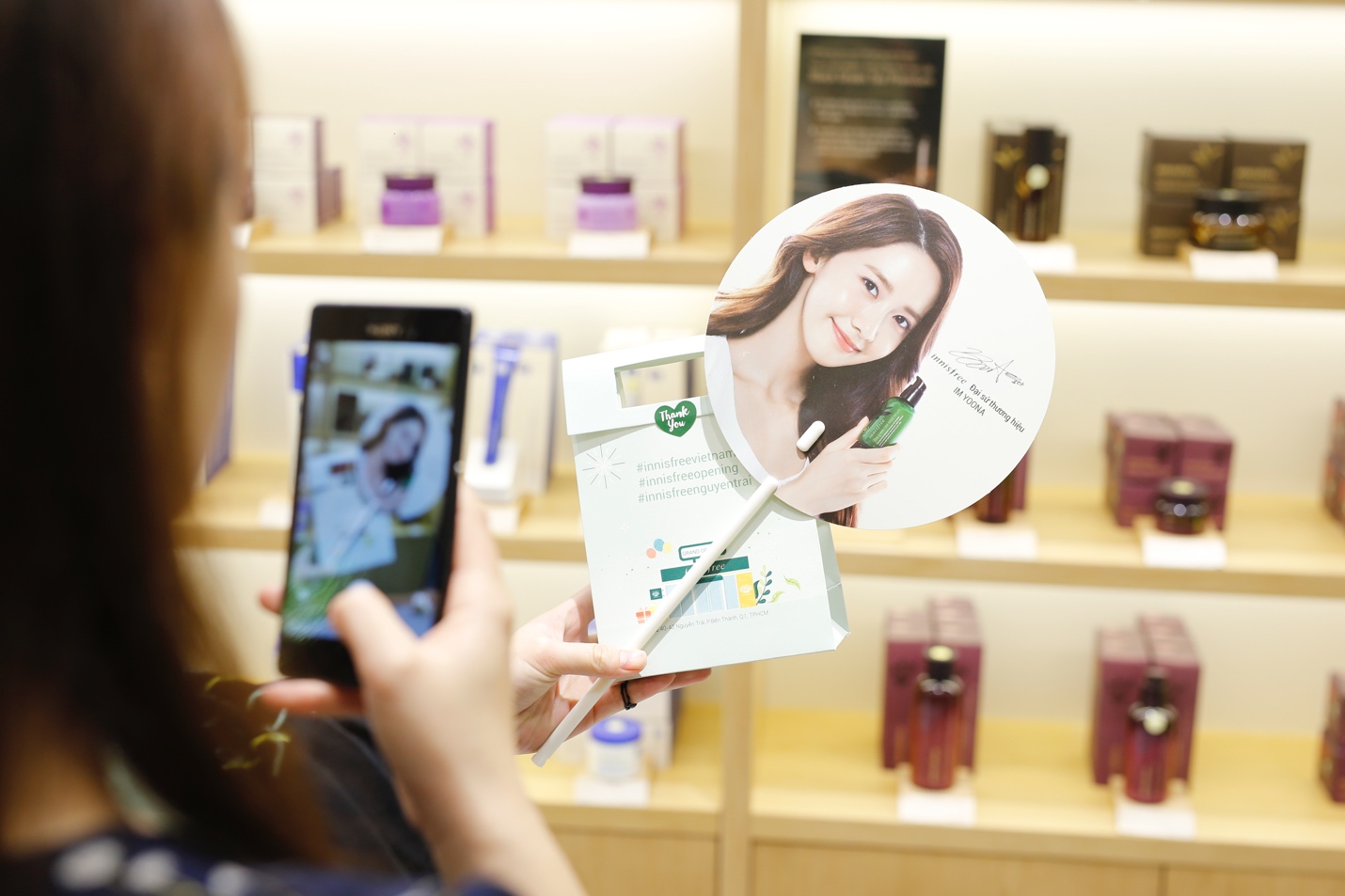 Innisfree thu hút giới trẻ với công nghệ VR trong đợt khai trương cửa hàng thứ 3 - Ảnh 9. Innisfree thu hút giới trẻ với công nghệ VR trong đợt khai trương cửa hàng thứ 3 - Ảnh 9.