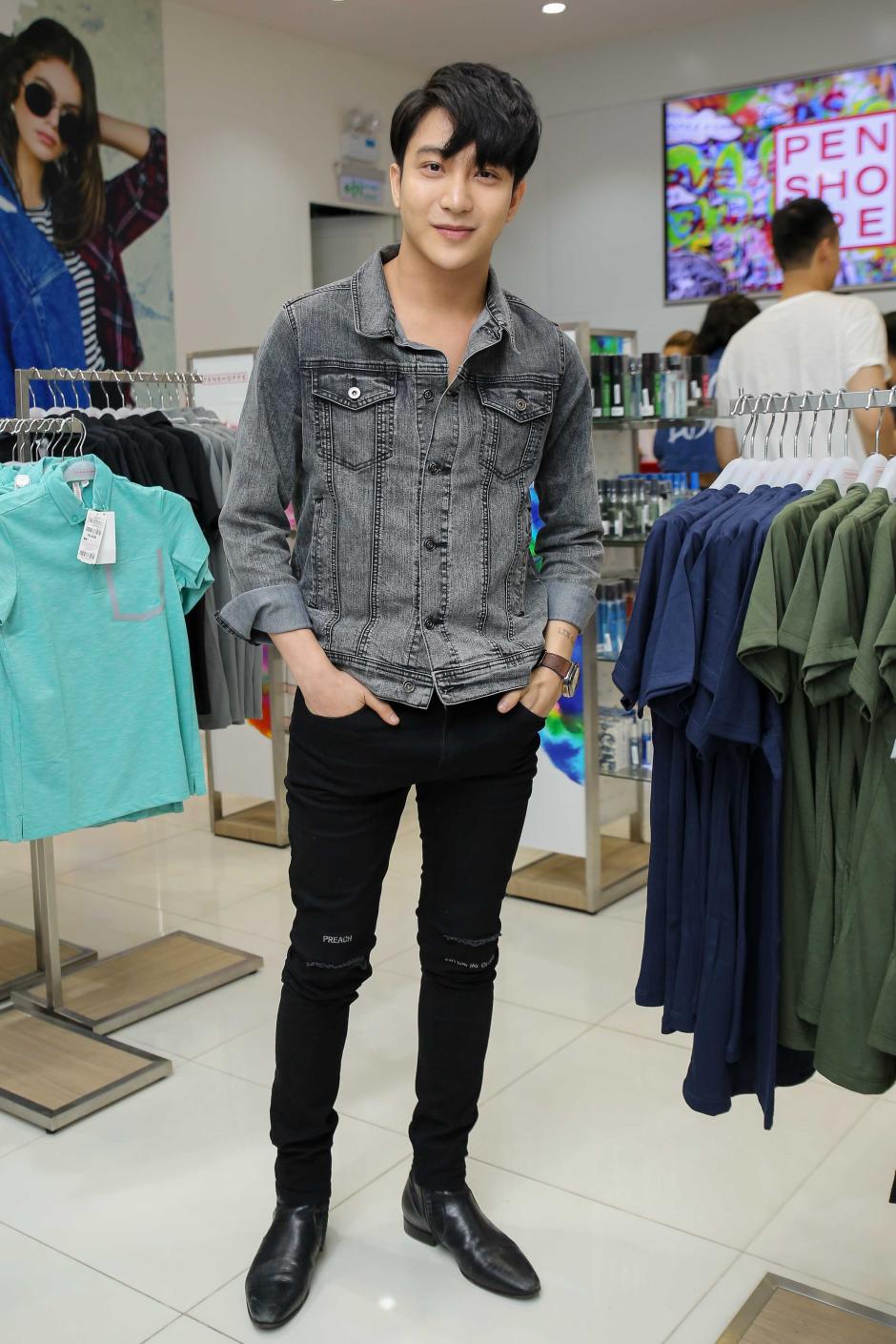 Quỳnh Anh Shyn, Bê Trần bất ngờ tái hợp trong sự kiện mới của thương hiệu thời trang Phillipines - Ảnh 4. Quỳnh Anh Shyn, Bê Trần bất ngờ tái hợp trong sự kiện mới của thương hiệu thời trang Phillipines - Ảnh 4.