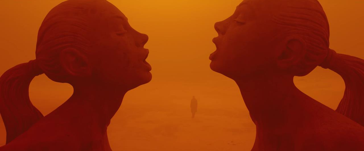 Khám phá thế giới tương lai kinh hoàng trong tuyệt tác Blade Runner 2049 - Ảnh 4. Khám phá thế giới tương lai kinh hoàng trong tuyệt tác Blade Runner 2049 - Ảnh 4.