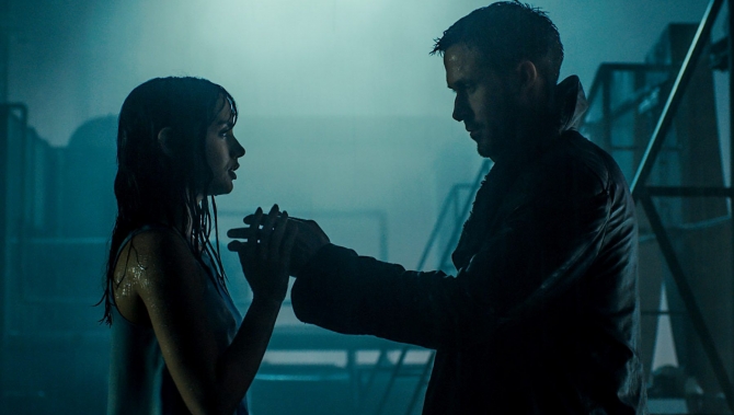 Khám phá thế giới tương lai kinh hoàng trong tuyệt tác Blade Runner 2049 - Ảnh 8. Khám phá thế giới tương lai kinh hoàng trong tuyệt tác Blade Runner 2049 - Ảnh 8.