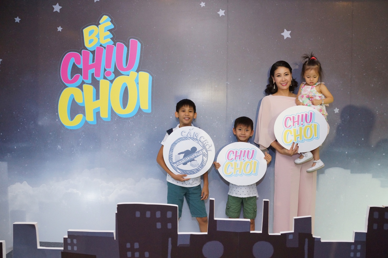 Sau TP.HCM, show nhạc kịch hoành tráng Bé chịu chơi sắp trình diễn tại Hà Nội - Ảnh 4. Sau TP.HCM, show nhạc kịch hoành tráng Bé chịu chơi sắp trình diễn tại Hà Nội - Ảnh 4.