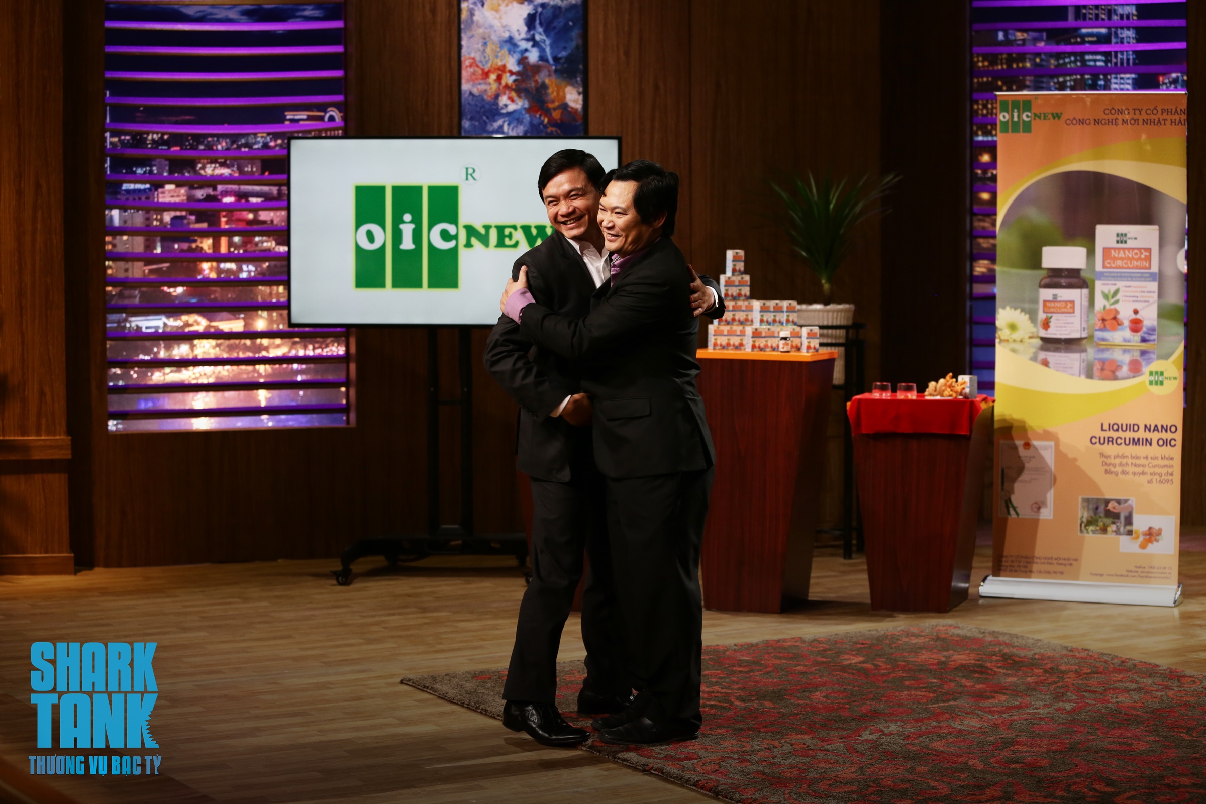 Shark Tank Việt Nam: Shark trẻ Lê Đăng Khoa lại giở chiêu dụ startup giao hàng nhanh - Ảnh 7. Shark Tank Việt Nam: Shark trẻ Lê Đăng Khoa lại giở chiêu dụ startup giao hàng nhanh - Ảnh 7.