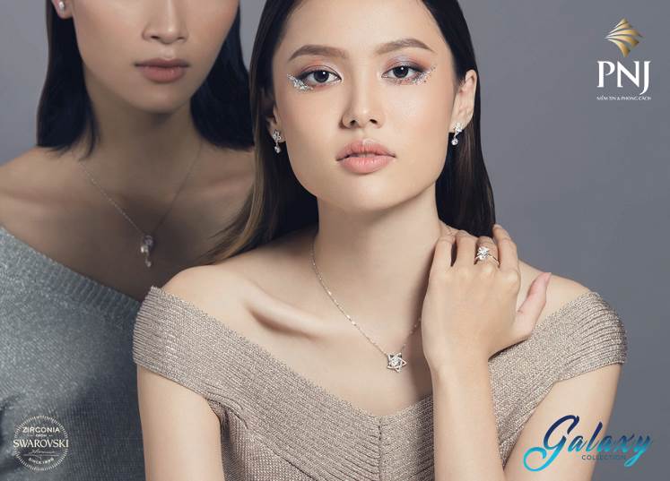 Khi nhịp đập lễ hội đi vào trang sức - Ảnh 1. Khi nhịp đập lễ hội đi vào trang sức - Ảnh 1.