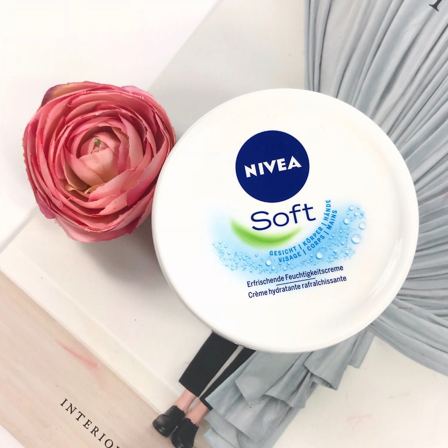 Giảm giá mạnh 10 sản phẩm make up, chăm sóc da không thể bỏ qua mùa lễ hội - Ảnh 7. Giảm giá mạnh 10 sản phẩm make up, chăm sóc da không thể bỏ qua mùa lễ hội - Ảnh 7.