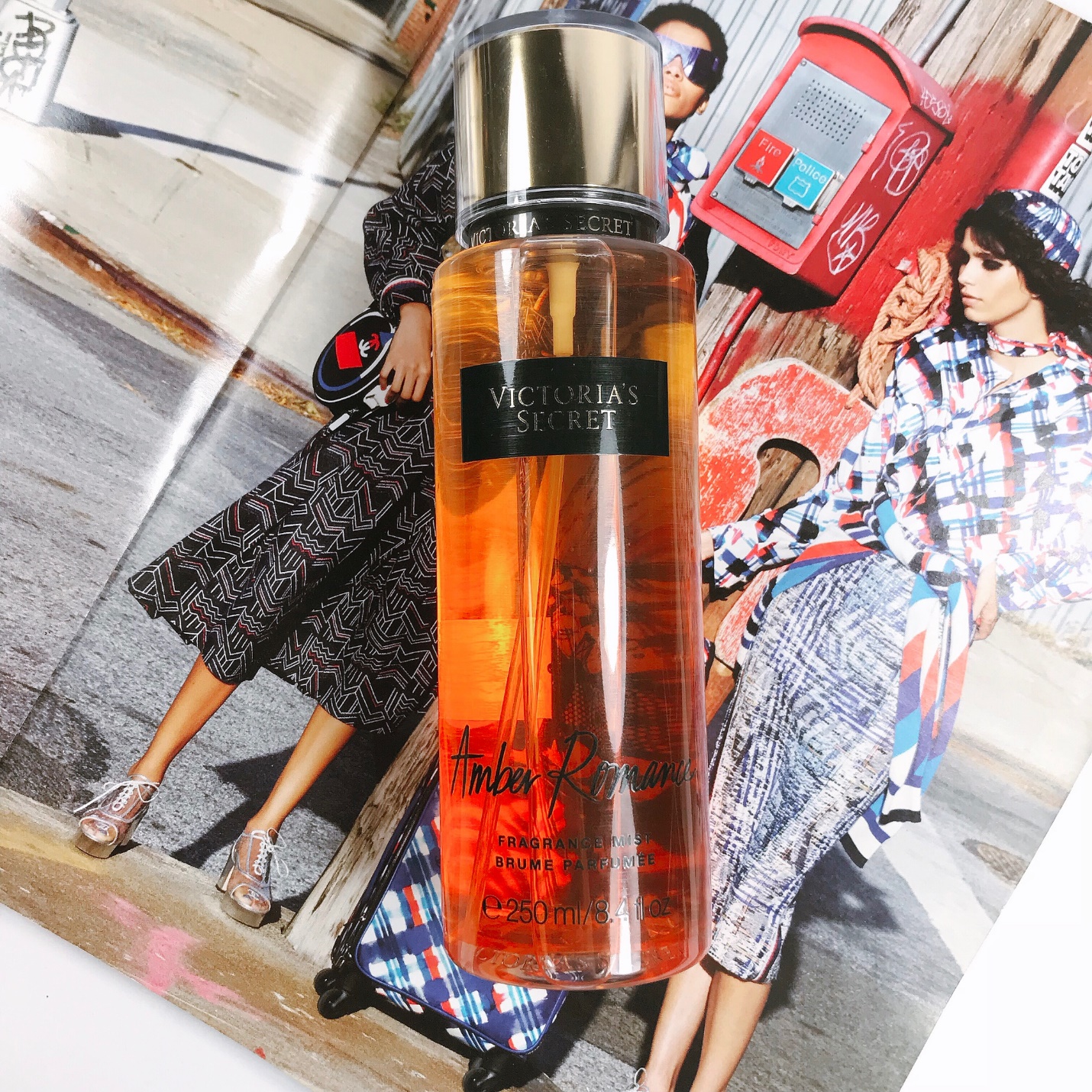 Giảm giá mạnh 10 sản phẩm make up, chăm sóc da không thể bỏ qua mùa lễ hội - Ảnh 9. Giảm giá mạnh 10 sản phẩm make up, chăm sóc da không thể bỏ qua mùa lễ hội - Ảnh 9.