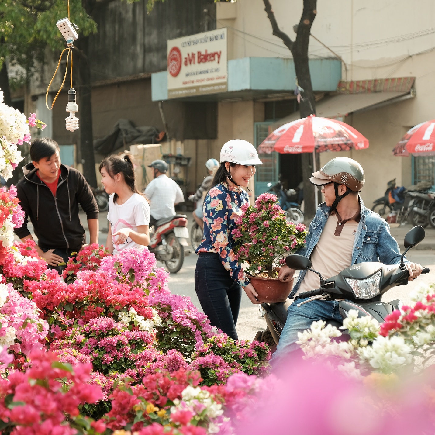 “Xe chở yêu thương” đã lăn bánh trên mọi cung đường, góp nhặt vô vàn khoảnh khắc Tết - Ảnh 7. “Xe chở yêu thương” đã lăn bánh trên mọi cung đường, góp nhặt vô vàn khoảnh khắc Tết - Ảnh 7.