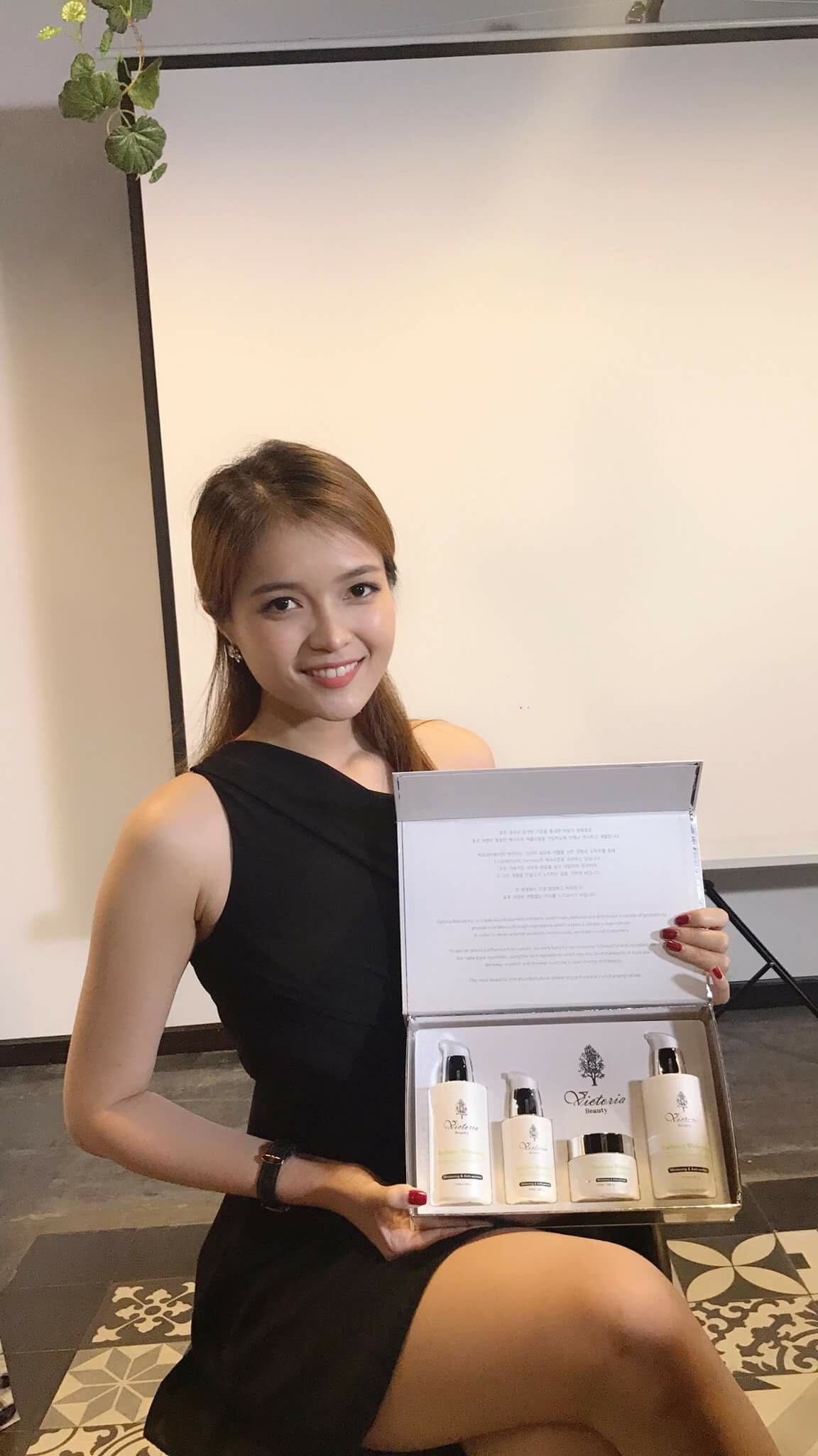 Các tín đồ skinfood nên update ngay: Bộ sản phẩm chăm sóc da dưỡng trắng và chống lão hóa mới từ Hàn Quốc - Ảnh 13. Các tín đồ skinfood nên update ngay: Bộ sản phẩm chăm sóc da dưỡng trắng và chống lão hóa mới từ Hàn Quốc - Ảnh 13.