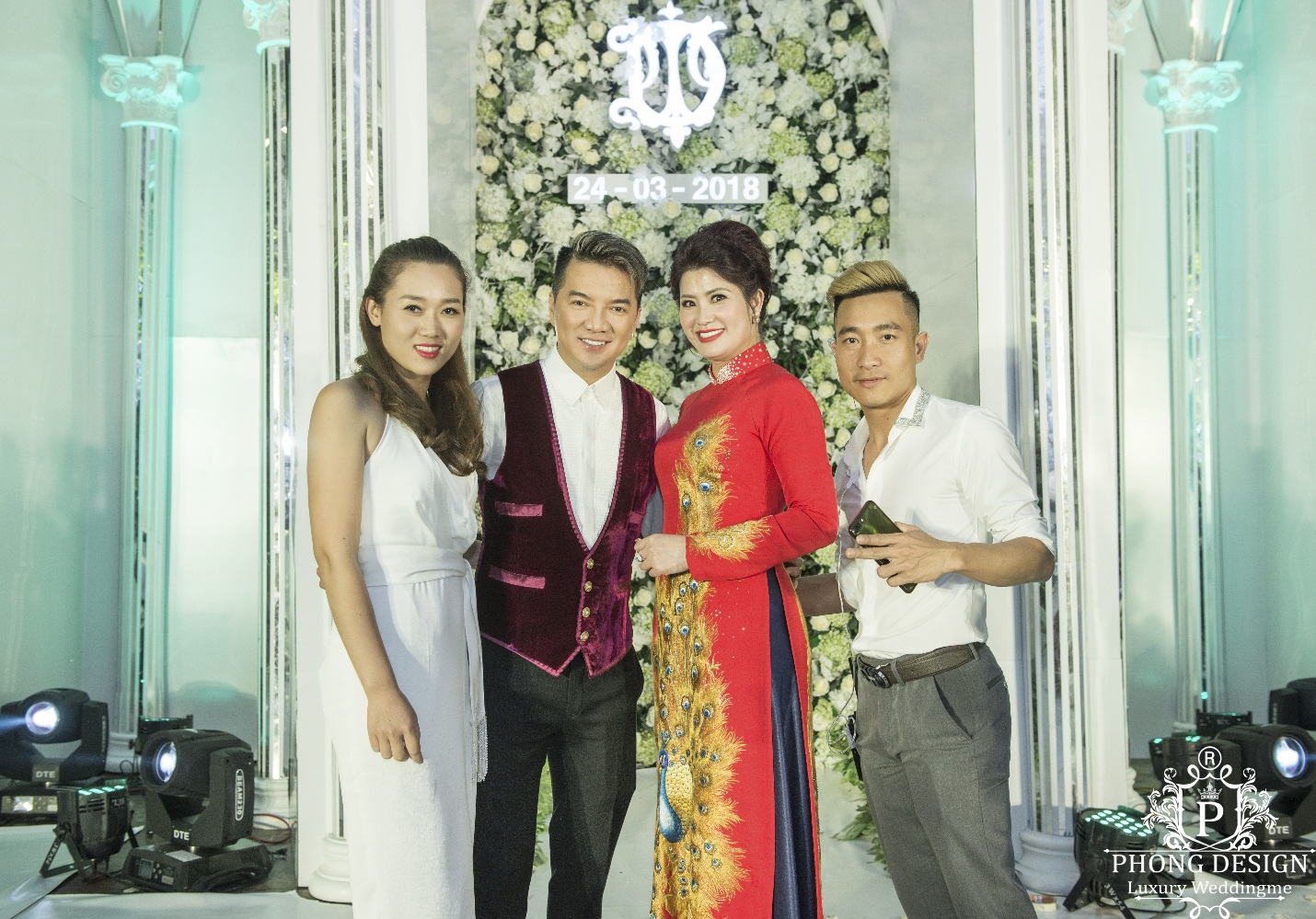 Đám cưới thiết kế siêu hoành tráng tại Quảng Ninh của nhà thiết kế Phong Design - Ảnh 10. Đám cưới thiết kế siêu hoành tráng tại Quảng Ninh của nhà thiết kế Phong Design - Ảnh 10.