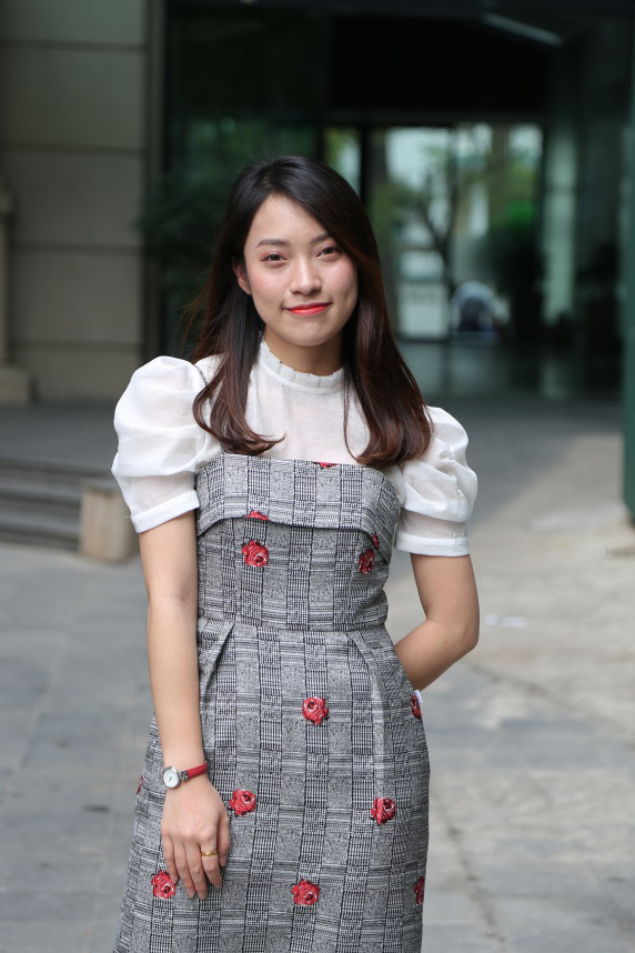 Khánh Vy, Vũ. đồng hành cùng cuộc thi hát tiếng Anh cho học sinh, sinh viên toàn quốc - Ảnh 4. Khánh Vy, Vũ. đồng hành cùng cuộc thi hát tiếng Anh cho học sinh, sinh viên toàn quốc - Ảnh 4.