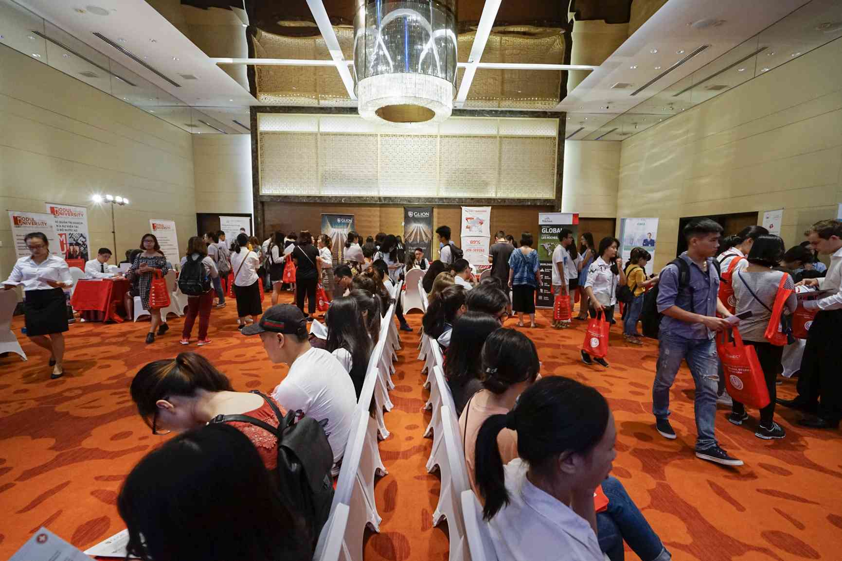 T.H.E. Education Fair 2018 - Sự kiện lớn nhất trong năm của G’Connect Hospitality Education - Ảnh 1. T.H.E. Education Fair 2018 - Sự kiện lớn nhất trong năm của G’Connect Hospitality Education - Ảnh 1.