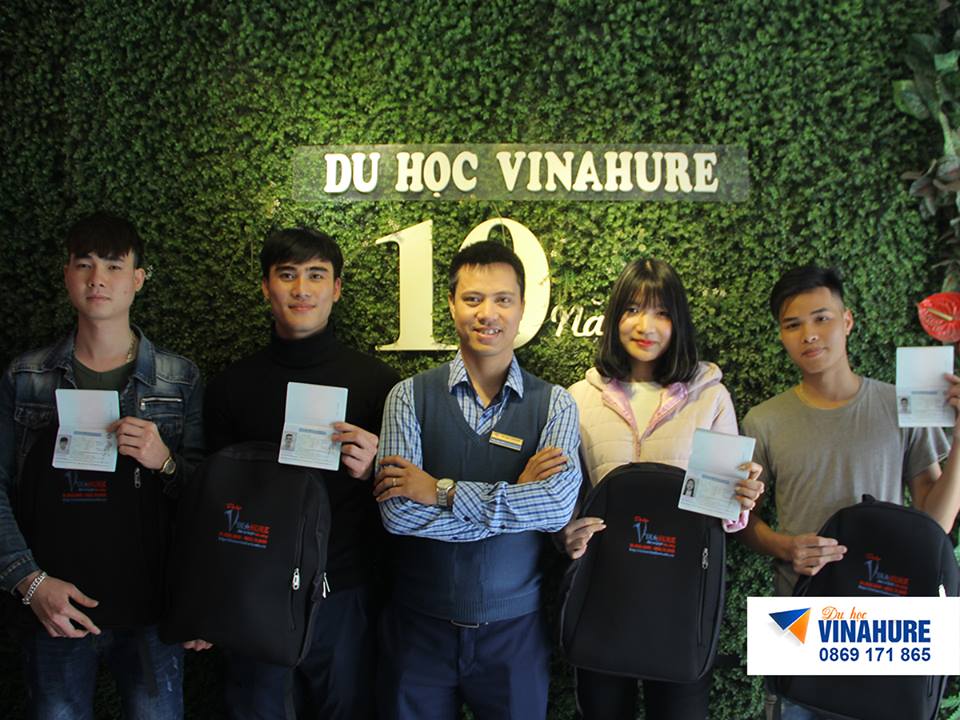 Săn học bổng 100% tại Ngày hội học bổng du học 2018 - Ảnh 3. Săn học bổng 100% tại Ngày hội học bổng du học 2018 - Ảnh 3.