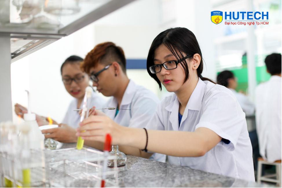 Bí kíp 4C - Chọn trường đại học chuẩn không cần chỉnh - Ảnh 2. Bí kíp 4C - Chọn trường đại học chuẩn không cần chỉnh - Ảnh 2.