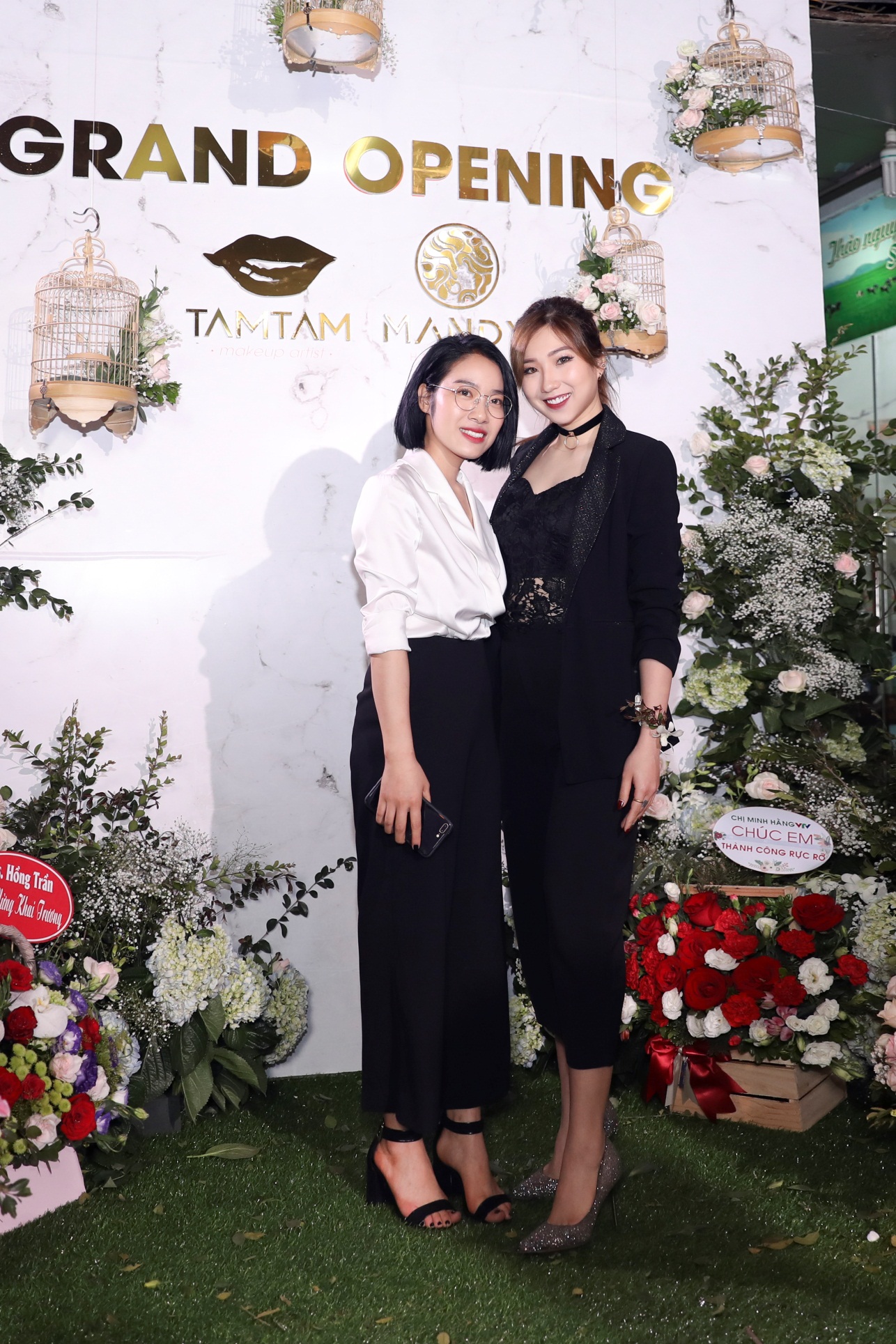 Ca sĩ Bảo Anh, Hoa hậu Đỗ Mỹ Linh đẹp rạng ngời trong lễ khai trương store của Tâm Tâm makeup & Mandy Hair Stylist - Ảnh 10. Ca sĩ Bảo Anh, Hoa hậu Đỗ Mỹ Linh đẹp rạng ngời trong lễ khai trương store của Tâm Tâm makeup & Mandy Hair Stylist - Ảnh 10.