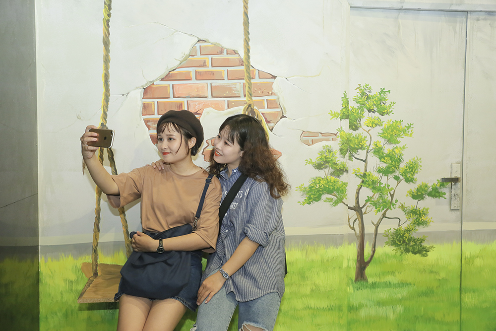 Vũ Cát Tường cùng Nam Hee quẩy tưng bừng tại Lamzone - Ảnh 8. Vũ Cát Tường cùng Nam Hee quẩy tưng bừng tại Lamzone - Ảnh 8.