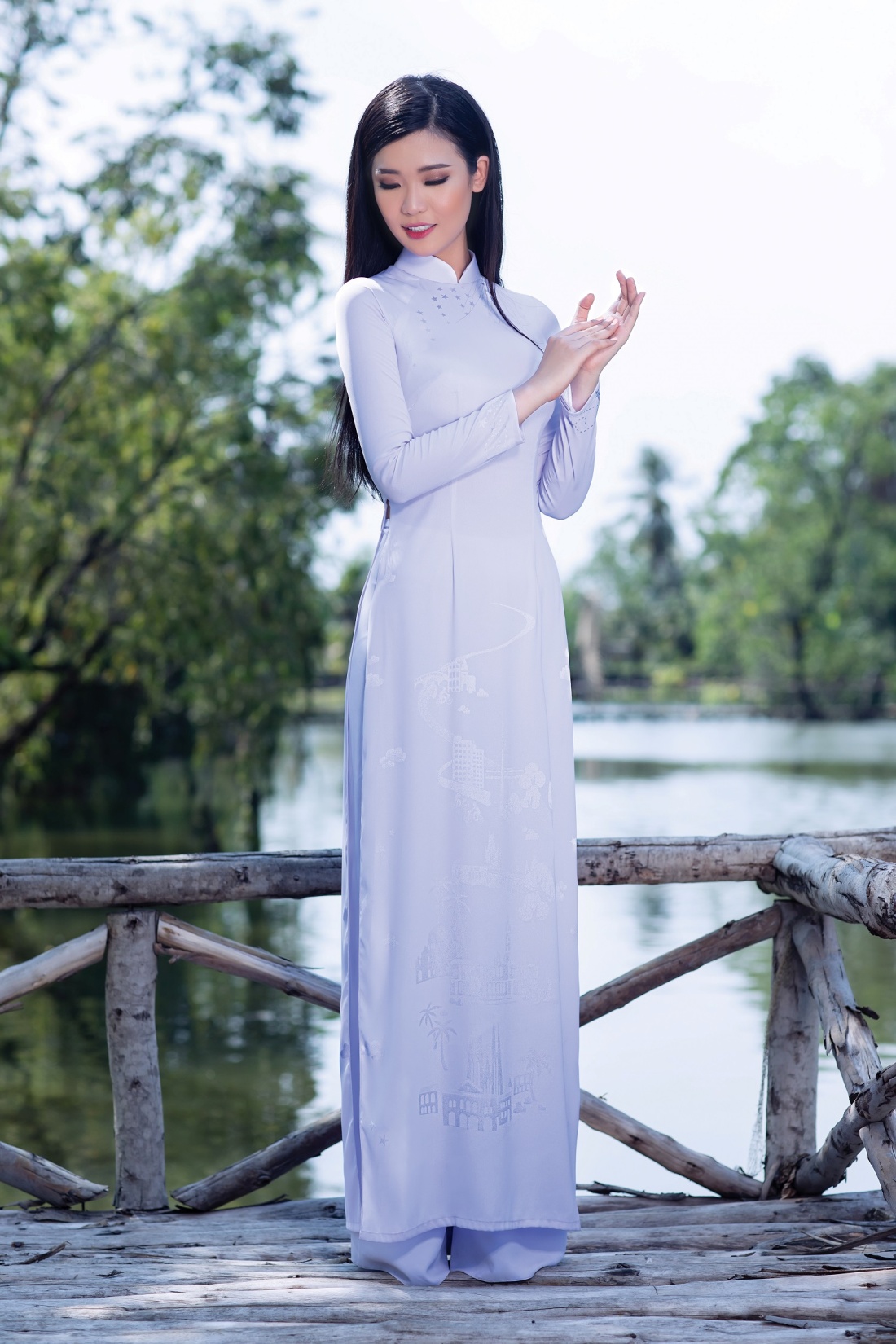 Những lỗi khi diện áo dài nữ sinh nên lưu ý - Ảnh 3. Những lỗi khi diện áo dài nữ sinh nên lưu ý - Ảnh 3.