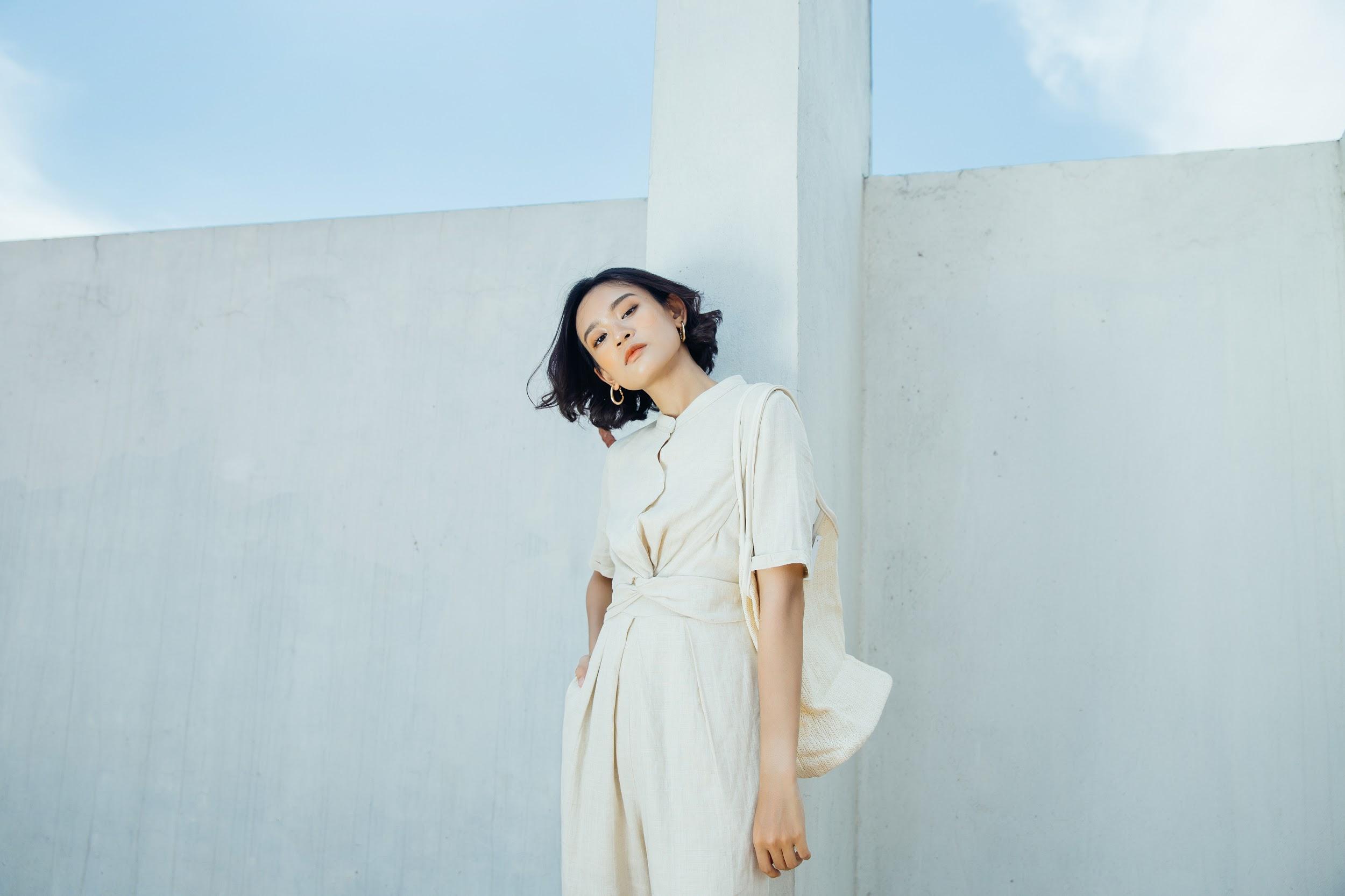 Xu hướng thời trang vải đũi - Gợi ý cực trendy cho các cô nàng hè này - Ảnh 8. Xu hướng thời trang vải đũi - Gợi ý cực trendy cho các cô nàng hè này - Ảnh 8.