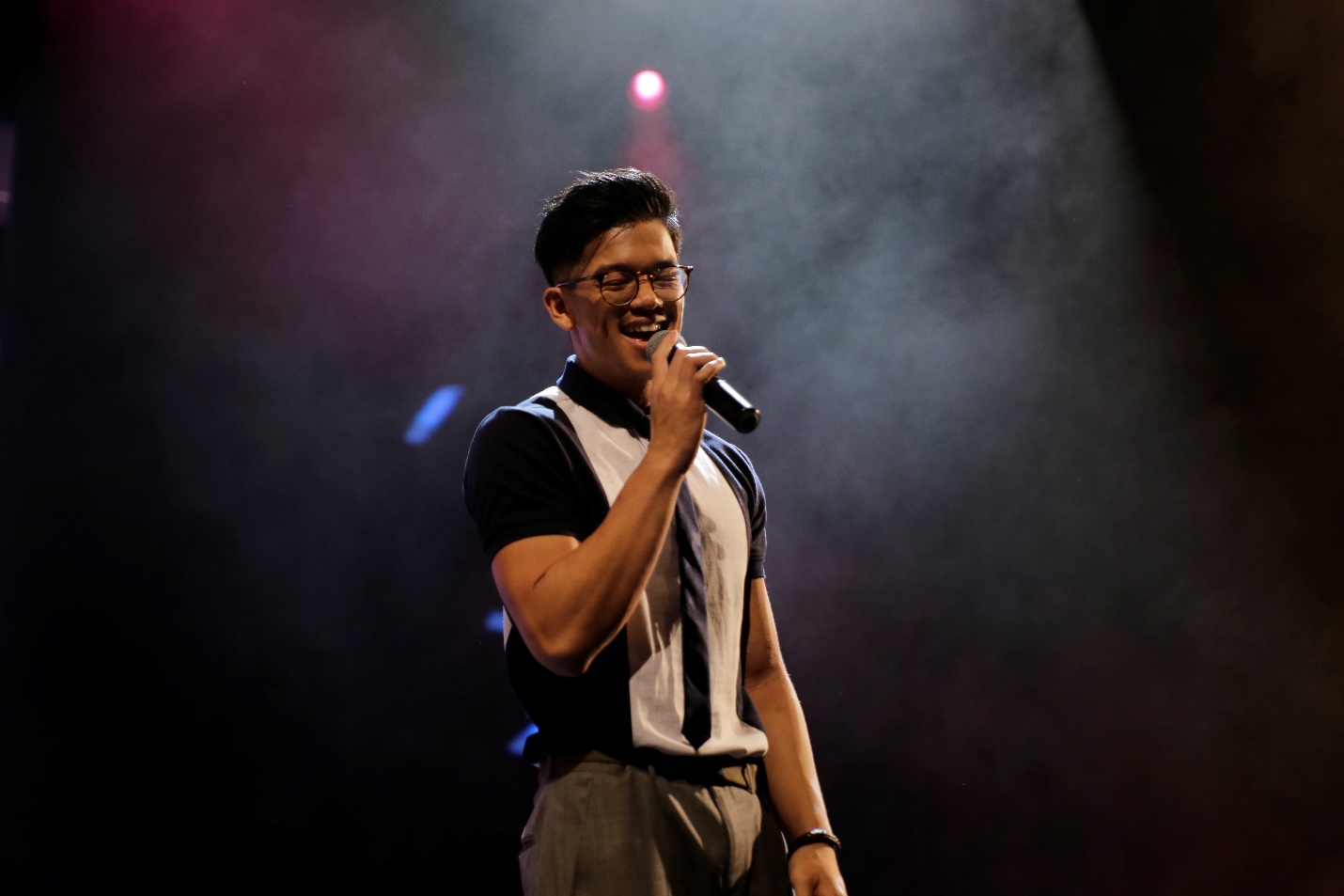 Chung kết Voice Up vỡ oà trong niềm vui khi tìm ra quán quân mùa đầu - Ảnh 4. Chung kết Voice Up vỡ oà trong niềm vui khi tìm ra quán quân mùa đầu - Ảnh 4.