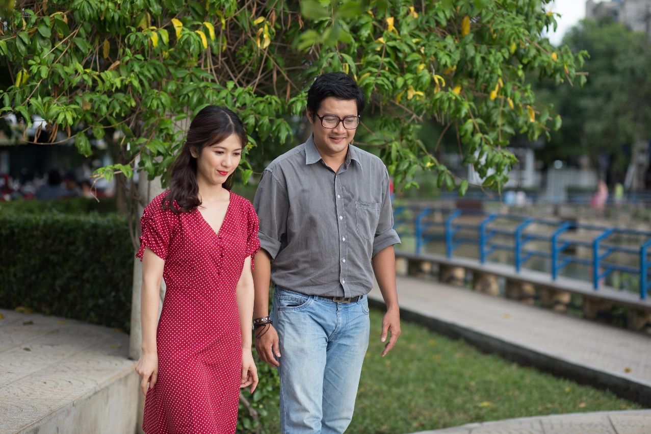 Rò rỉ ảnh Ngọc Tưởng hẹn hò cùng Thanh Loan - Cô Ba Sài Gòn - Ảnh 3. Rò rỉ ảnh Ngọc Tưởng hẹn hò cùng Thanh Loan - Cô Ba Sài Gòn - Ảnh 3.