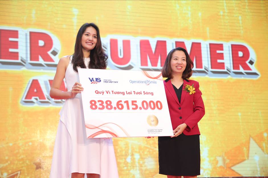 Lễ tổng kết mùa hè ý nghĩa và nhiều xúc cảm của hệ thống VUS - Ảnh 3. Lễ tổng kết mùa hè ý nghĩa và nhiều xúc cảm của hệ thống VUS - Ảnh 3.