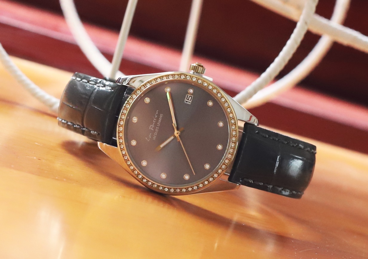 Ưu đãi giảm ngay 10% khi sắm đồng hồ Jacques Lemans ngay trong tháng này - Ảnh 2. Ưu đãi giảm ngay 10% khi sắm đồng hồ Jacques Lemans ngay trong tháng này - Ảnh 2.