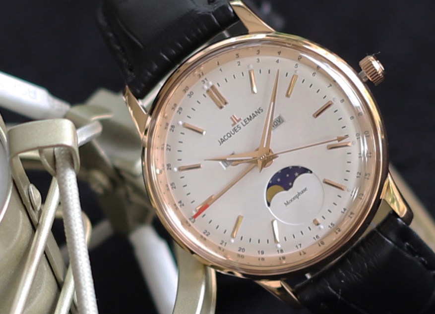 Ưu đãi giảm ngay 10% khi sắm đồng hồ Jacques Lemans ngay trong tháng này - Ảnh 8. Ưu đãi giảm ngay 10% khi sắm đồng hồ Jacques Lemans ngay trong tháng này - Ảnh 8.