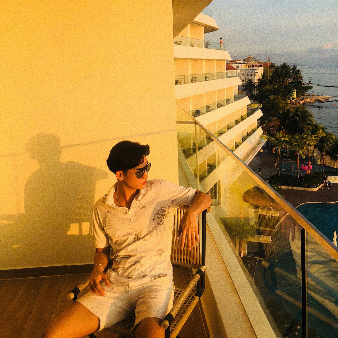 Cao Thiên Trang, Ali Hoàng Dương và loạt sao Việt cùng check-in ngắm hoàng hôn cực đẹp tại Phú Quốc - Ảnh 4. Cao Thiên Trang, Ali Hoàng Dương và loạt sao Việt cùng check-in ngắm hoàng hôn cực đẹp tại Phú Quốc - Ảnh 4.