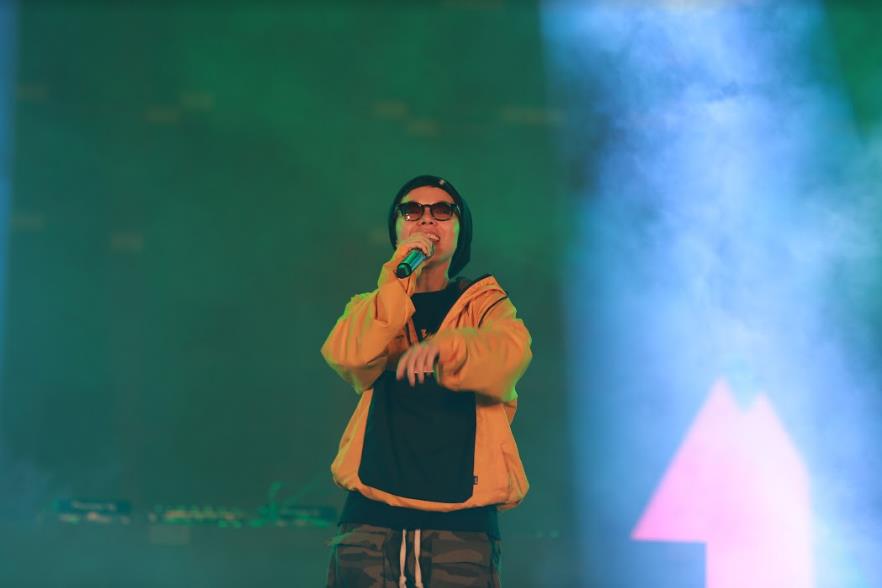 Giới trẻ làm dậy sóng Sầm Sơn với Beach Festival 2018 cực hoàng tráng - Ảnh 8. Giới trẻ làm dậy sóng Sầm Sơn với Beach Festival 2018 cực hoàng tráng - Ảnh 8.